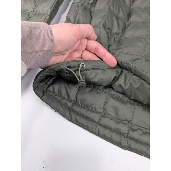 The North Face Men's Small Olive Quilted Thermoball Hooded Jacket - Picture 4 of 12